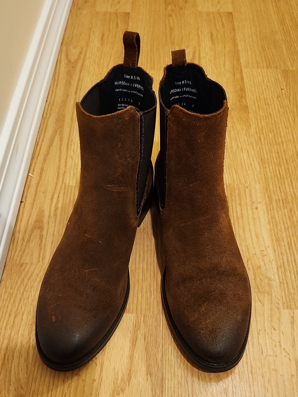 NEW THURSDAY Duchess Chelsea Boot Brown Suede Leather Pull On Rubber Sole US 8.5